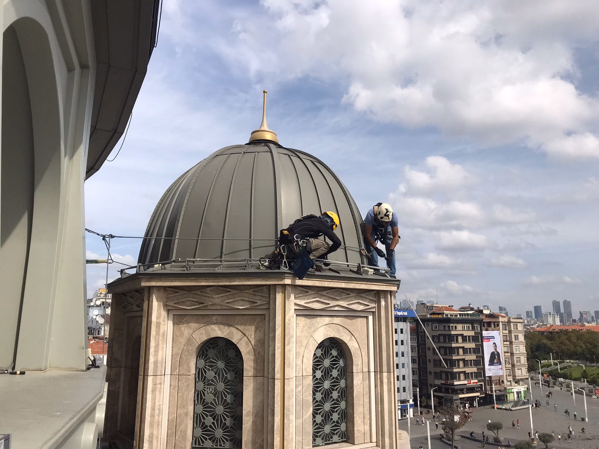 Taksim Camii — LED Aydınlatma Montajı — saha fotoğrafı 3